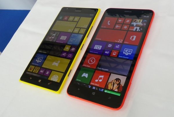 Duet Ponsel Jumbo Jagoan Nokia