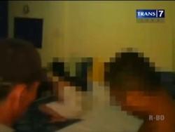 Pasangan Tanpa Busana Terjaring Razia