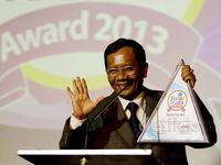 Sosial Media Award 2013