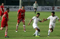 Indonesia Red menampilkan sejumlah pemain yang rata-rata di bawah usia 35 tahun dan masih aktif berkompetisi, seperti Ponaryo Astaman, Erol Iba, M Ridwan, Firman Utina, Ismed Sofyan, dan Bambang Pamungkas.