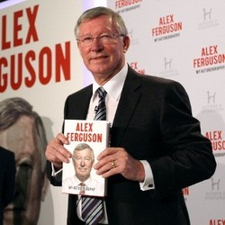 Semua Kena Hairdryer Treatment di Otobiografi Sir Alex