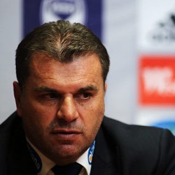 Australia Tunjuk Postecoglou sebagai Pelatih Baru