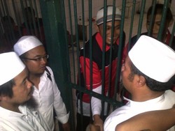 Bawa Senjata Tajam, 2 Anggota FPI Dituntut 7 Bulan Penjara