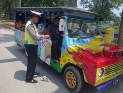 Dukung Polisi Razia Mobil Odong-odong, Ahok: Ngeri Kalau Jatuh