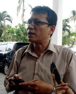 Jadi Tersangka Dugaan Korupsi CCTV Monas, Ridha Legowo Dicopot Jokowi