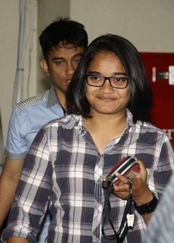 Laura, Sekretaris Pribadi Wawan Diperiksa KPK