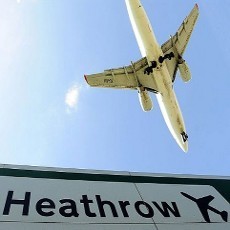 Memalukan! Curi Barang Penumpang, 9 Pegawai Bandara Heathrow Ditangkap