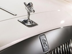 Pajak Tinggi, Rolls-Royce Menggerutu