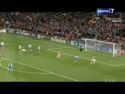 Gol Bunuh Diri Menangkan MU