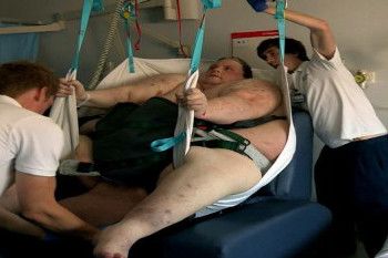 Penampakan Pria Super Gemuk Setelah 2 Tahun Terjebak di Tempat Tidur Penampakan Pria Super Gemuk Setelah 2 Tahun Terjebak di Tempat Tidur