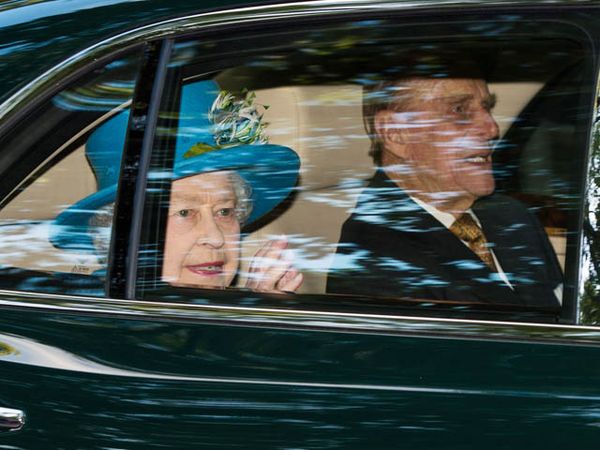 Ratu Elizabeth Hadiri Upacara Pembatisan Pangeran George