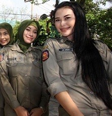 Fokus Kasus Trafficking, Satpol Cantik Ini Kuliah di Fakultas Hukum