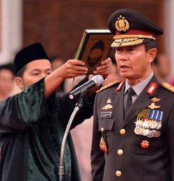 Presiden SBY Lantik Sutarman Jadi Kapolri