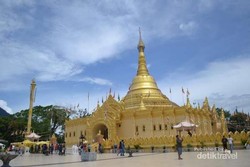 Tak Usah ke Myanmar, Brastagi Juga Punya Pagoda Emas