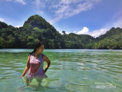 Basah-basahan di Pulau Sempu, Segar!