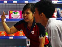 Siswa-siswi SMK 19 Dapat Pelatihan Bisnis Retail