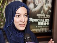 Penampilan Jane Shalimar Berhijab