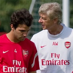 Wenger Tunggu Fabregas Tepati Janjinya Balik ke Arsenal