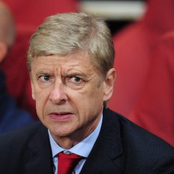 Sudah Baca Otobiografi Fergie? Wenger: Maaf, Saya Sedang Sibuk