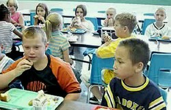 Sekitar Dua Ratus Pelajar di China Alami Keracunan Makanan