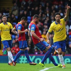 Gol Arteta dan Giroud Menangkan Arsenal atas Palace
