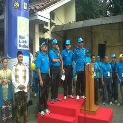 Ramaikan Hari Listrik Nasional, 5.000 Orang Berseragam Biru Kumpul