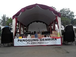 Sudah Ada Panggung Dangdut, Lokasi Demo Buruh di KBN Cakung Masih Sepi