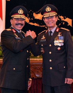 Hari Ini Jenderal Timur Serahkan Memo Tugas Polri ke Komjen Sutarman