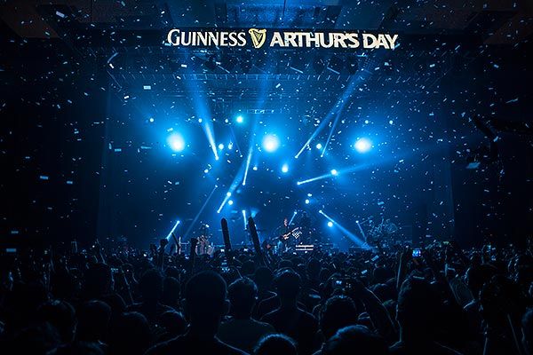 Foto: Konser Mew di Jakarta