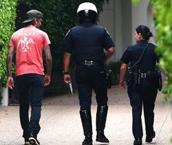  Beckham dan Anak Sulungnya Alami Kecelakaan Mobil, Tak Ada yang Terluka