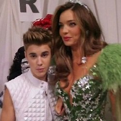 Orlando Bloom dan Miranda Kerr Bercerai Gara-gara Bieber?