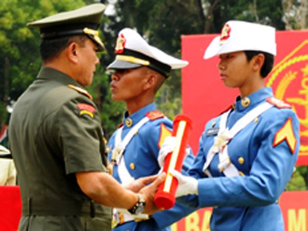 Panglima TNI Lantik Prajurit Taruna Akademi TNI