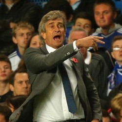 Pellegrini Memang Tak Mau Salaman dengan Mourinho