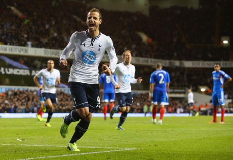 Penalti Soldado Menangkan Spurs
