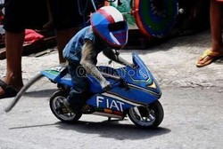 Orang-orang Ini Rentan Tertular TBC dari Pertunjukan Topeng Monyet