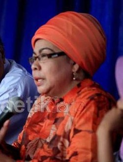 Ini Azlaini Agus, Wakil Ketua Ombudsman yang Dilaporkan Tampar Petugas di Bandara
