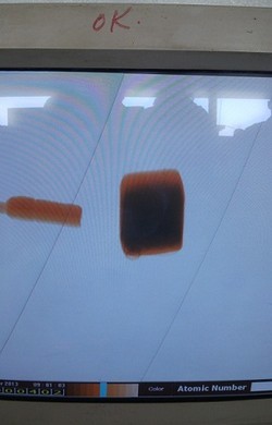 Ini Dia Penampakan Perbedaan Air Zamzam dan Air Biasa Lewat X-Ray