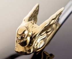 Mobil Bekas Raja Inggris Siap Dilelang