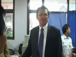 Ahok Datangi Kelurahan Lenteng Agung