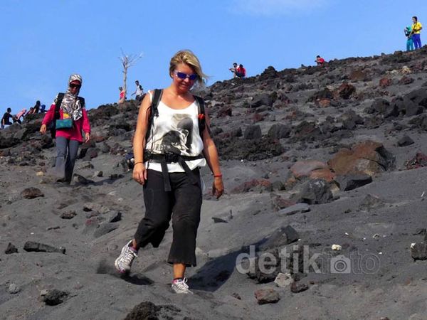 Wisata Gunung Anak Krakatau