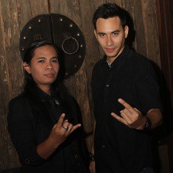 Darius Sinathrya Rilis Album Kedua DBandhits