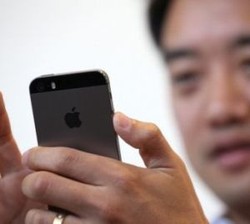 Penjualan iPhone Naik, Laba Apple Malah Turun