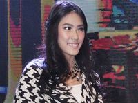 Bersolo Karier, Alika Rilis Lagu Aku Pergi