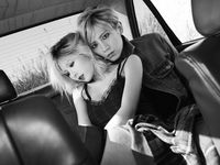 Foto-foto Hot HyunA dan Hyunseung untuk Now