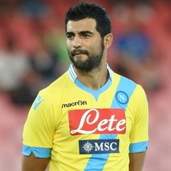 Albiol Nikmati Kariernya di Napoli