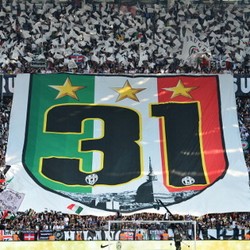 Aksi Rasialis Suporternya Bikin Juve Didakwa Seri A