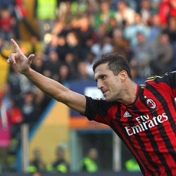 Milan Kembali Ditinggal Silvestre yang Cedera