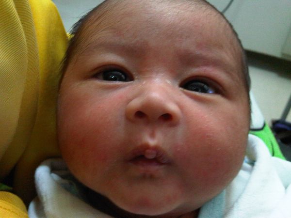Uray Junior Ismailov, 7 Bulan, Lelaki