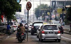 Rambu Lalin di Tengah Jalan Fatmawati Dicabut, Dipindahkan ke Al Azhar