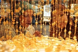 Emas & 5 Oleh-oleh Khas Dubai